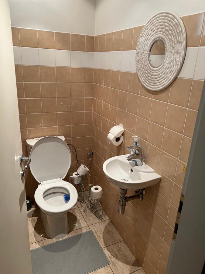 Iren Apartment Bratislava Eksteriør billede